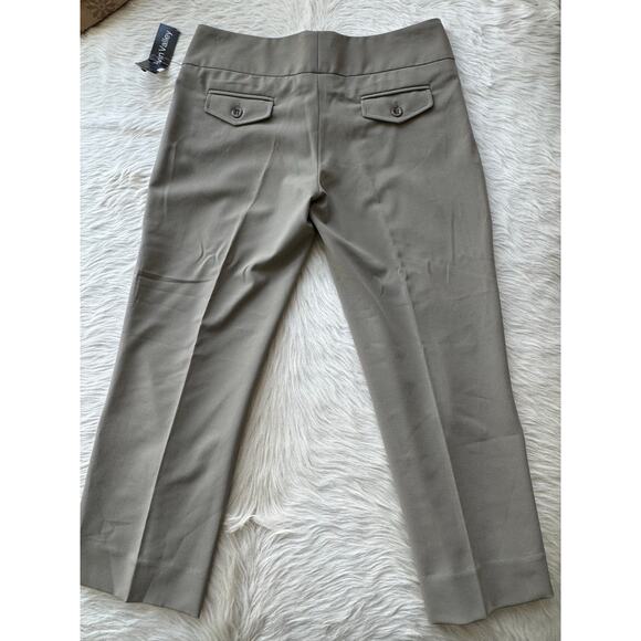 NWT Alvin Valley Cropped Pants -Cedar
XS. 4US 36Euro - Picture 4 of 8